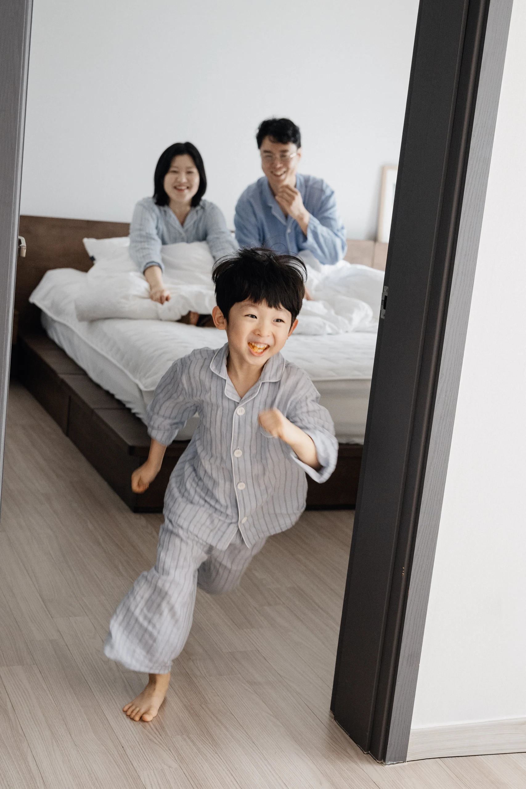 부스스 눈을 비비며 일어난 아이가 가장 먼저 찾는 반찬.